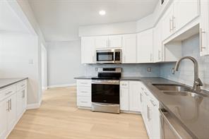 676 Harbor Drive - Photo 7