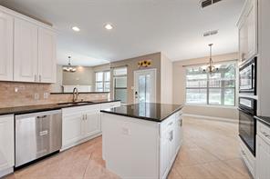 7309 Teakwood Drive - Photo 13