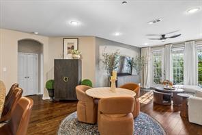 950 Henderson Street - Photo 2