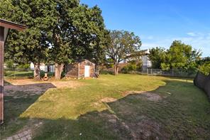 1418 Briarwood Drive - Photo 13