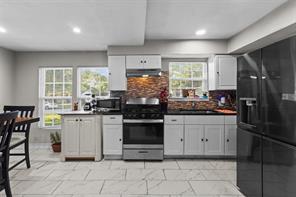 1418 Briarwood Drive - Photo 6