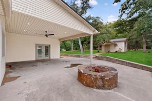 715 Kiowa Drive E - Photo 36