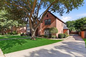 3601 Sandhurst Drive - Photo 2