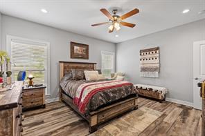 869 CR 1570 - Photo 22