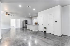 1409 County Road 913 - Photo 11