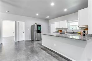 1409 County Road 913 - Photo 12