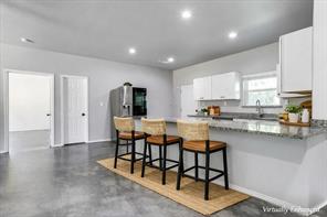 1409 County Road 913 - Photo 13