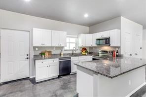 1409 County Road 913 - Photo 15