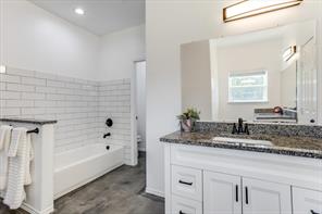 1409 County Road 913 - Photo 22