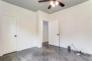 1409 County Road 913 - Photo 28