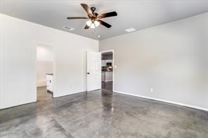 1409 County Road 913 - Photo 30