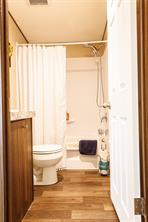 2046 County Rd 103 - Photo 23
