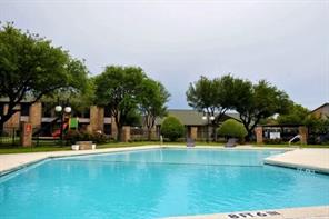 500 E Loop 820 - Photo 11