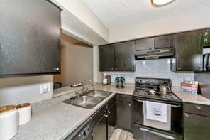 500 E Loop 820 - Photo 3