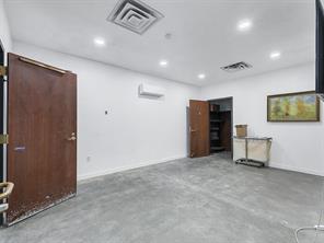1331 Memorial Drive - Photo 34