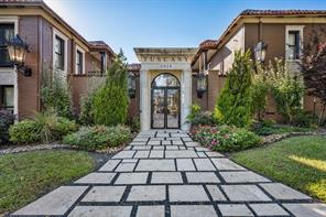 5932 Sandhurst Lane - Photo 1