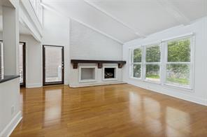 5932 Sandhurst Lane - Photo 11