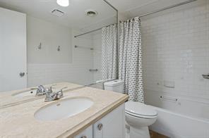 5932 Sandhurst Lane - Photo 9