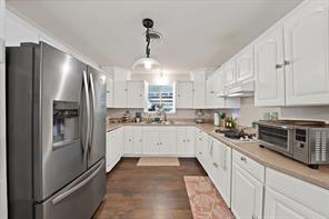 7824 Whitney Drive - Photo 10