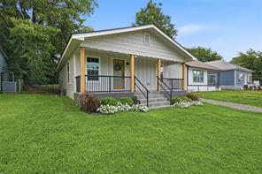 1525 W Woodard Street - Photo 2