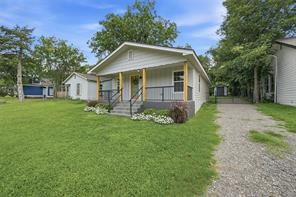 1525 W Woodard Street - Photo 3
