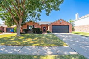 424 NE Murphy Road - Photo 1