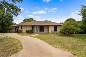 402 Admiral Drive - Photo 1