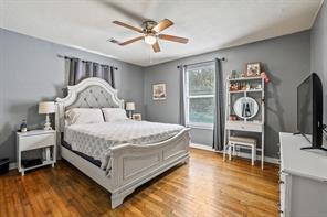 1718 N Shannon Street - Photo 2