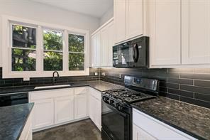 2004 Fairmount Avenue - Photo 13