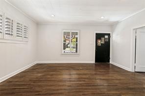 2004 Fairmount Avenue - Photo 6