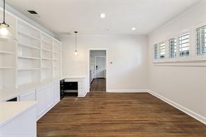 2004 Fairmount Avenue - Photo 8