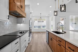 1040 Agnes N - Photo 14