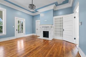 511 S Travis Street - Photo 18