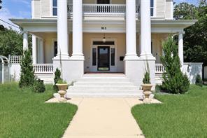 511 S Travis Street - Photo 3