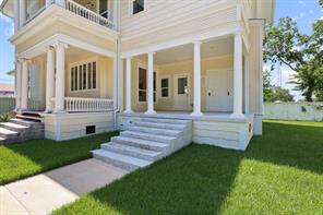 511 S Travis Street - Photo 34