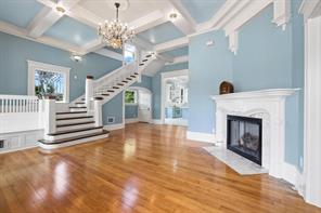 511 S Travis Street - Photo 7