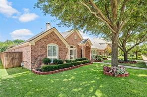 926 Creekbend Drive - Photo 3