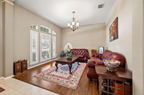 926 Creekbend Drive - Photo 5