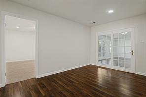 3811 Rolinda Drive - Photo 4