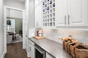 6130 Stockwell Drive - Photo 10
