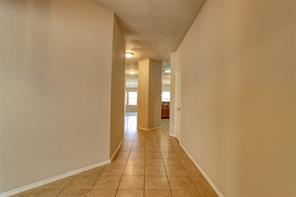 2513 Wynngate Drive - Photo 2