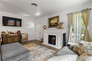 1712 Speedway Avenue - Photo 5