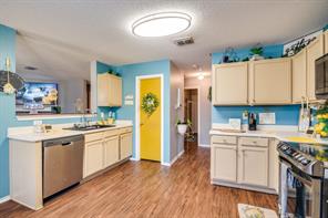 726 Rainsville Drive - Photo 10