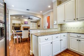 4518 Holland Avenue - Photo 12