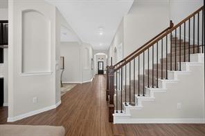 1352 Lake Grove Drive - Photo 13