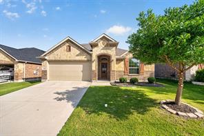 1352 Lake Grove Drive - Photo 2