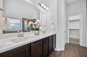 1352 Lake Grove Drive - Photo 22