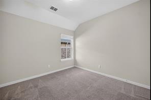 1352 Lake Grove Drive - Photo 29