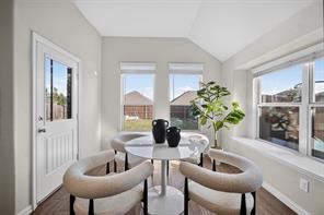 1352 Lake Grove Drive - Photo 9