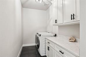 322 Templeton Drive - Photo 15
